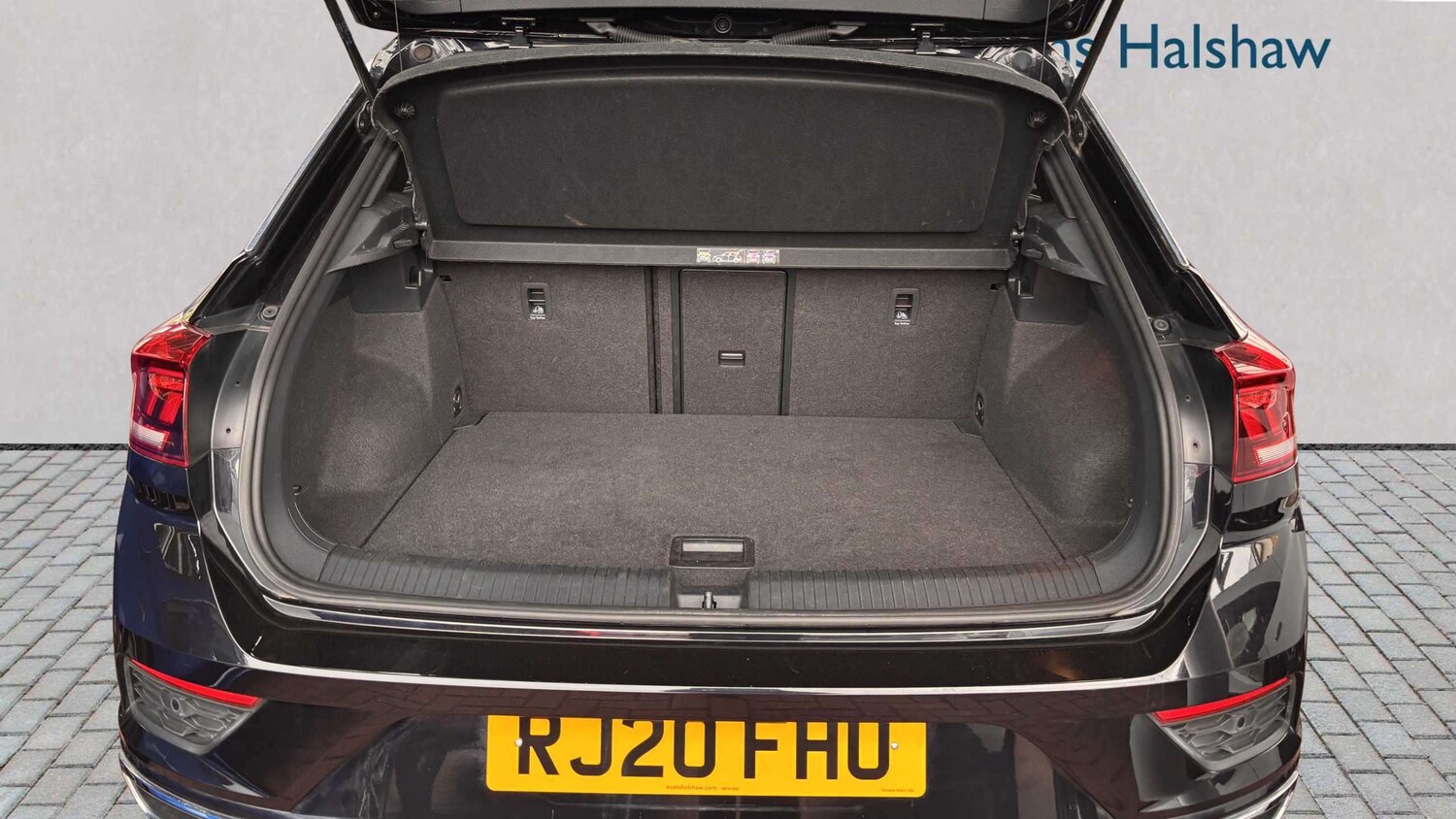 Used Volkswagen T-Roc 2020 for sale - 78187758: Photo 9