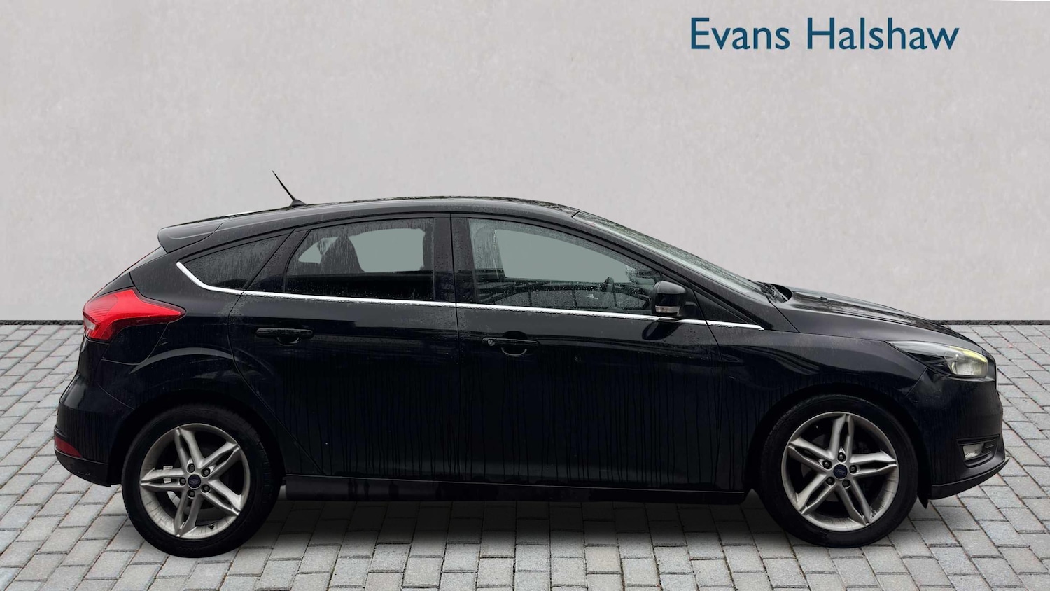 Used Ford Focus 2018 for sale - 77458480: Photo 3