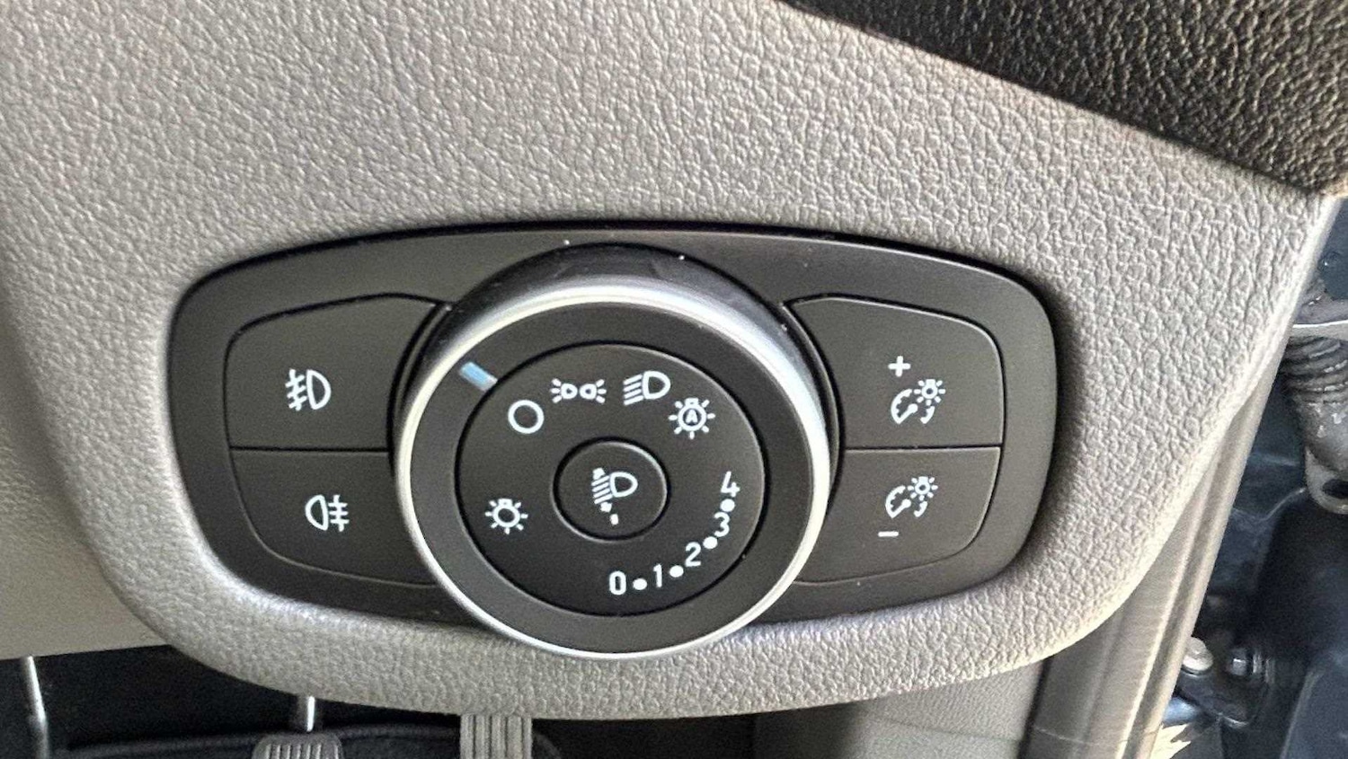 Vehicle 33