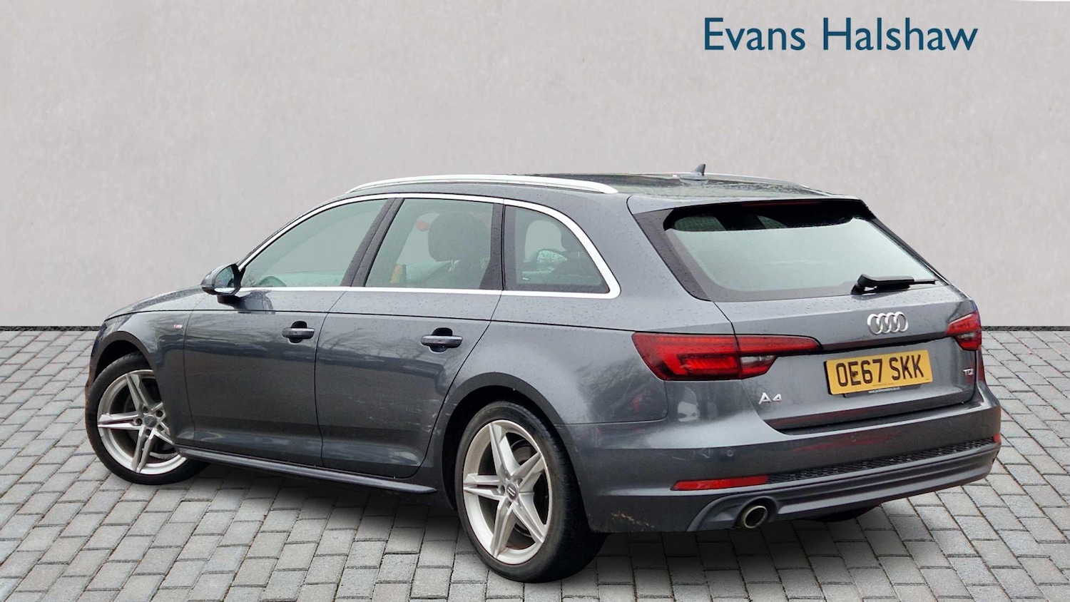 Used Audi A4 2017 for sale - 77194506: Photo 3