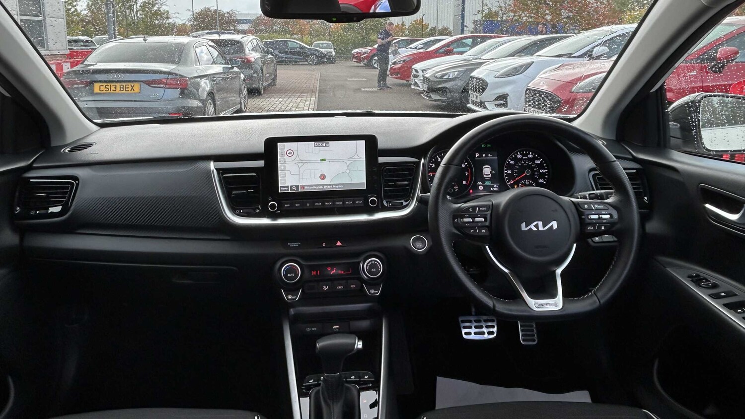 Used Kia Stonic 2023 for sale - 77500339: Photo 10