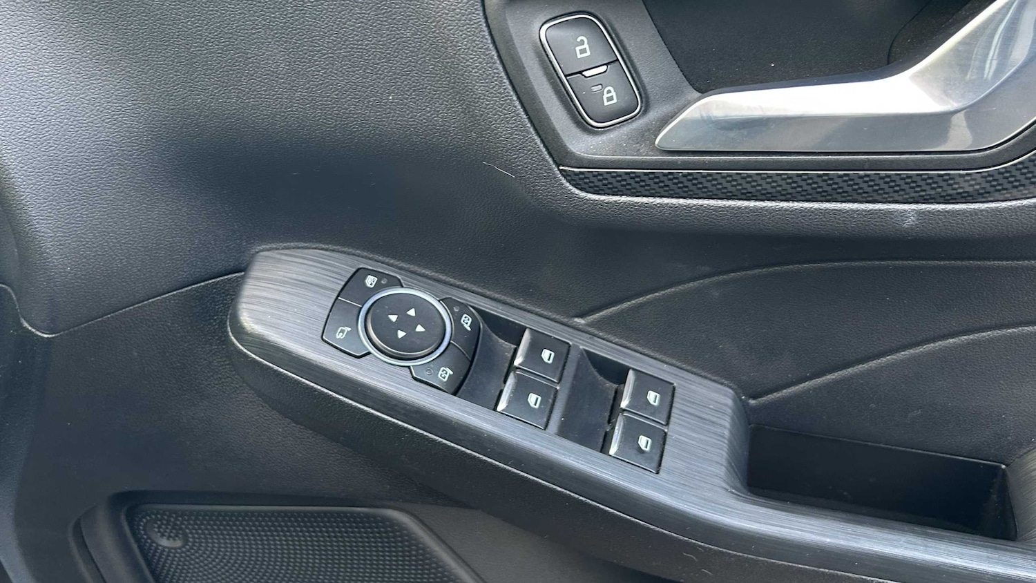 Used Ford Kuga 2022 for sale - 76075308: Photo 31