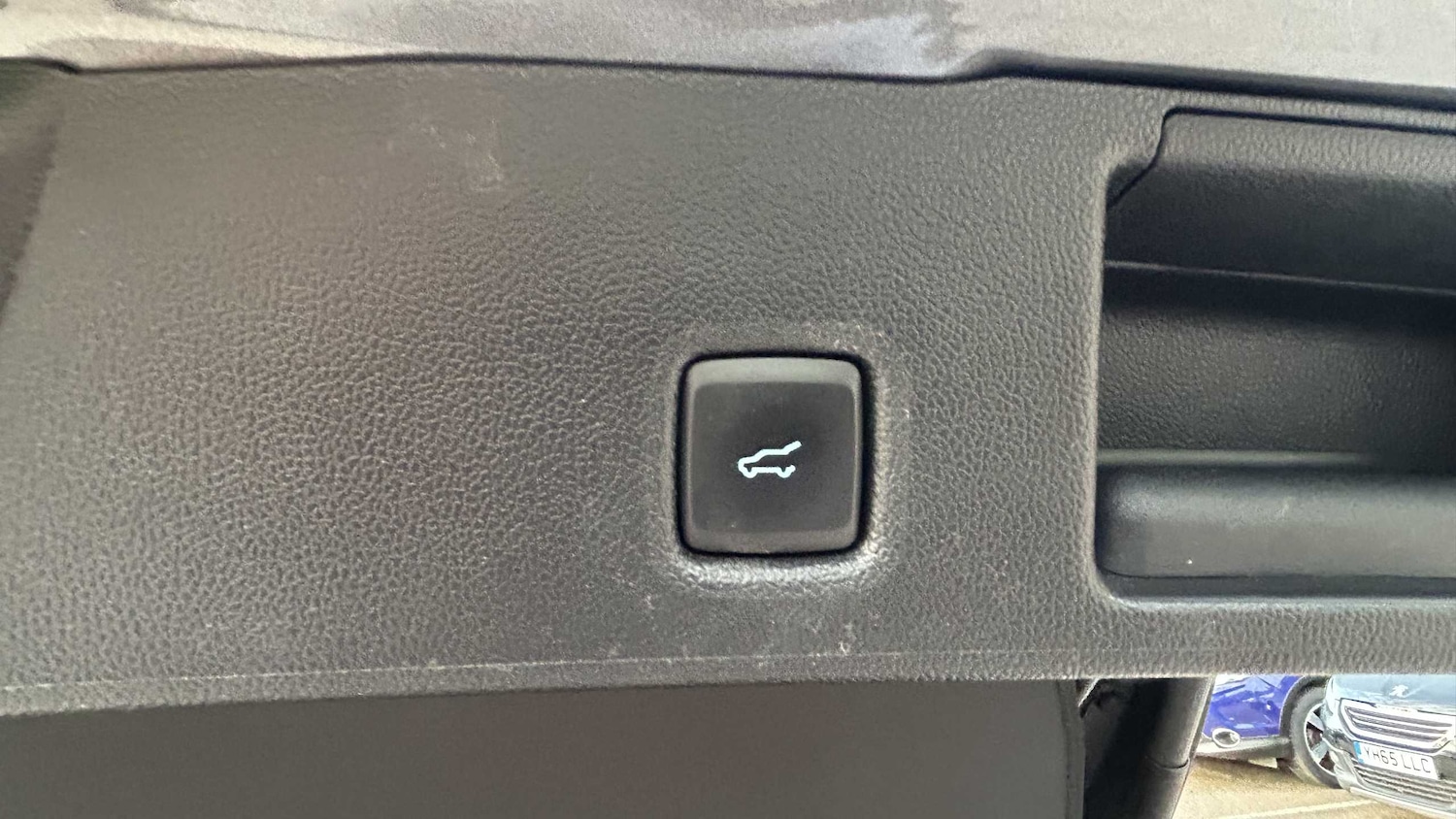 Used Ford Kuga 2022 for sale - 76075308: Photo 32