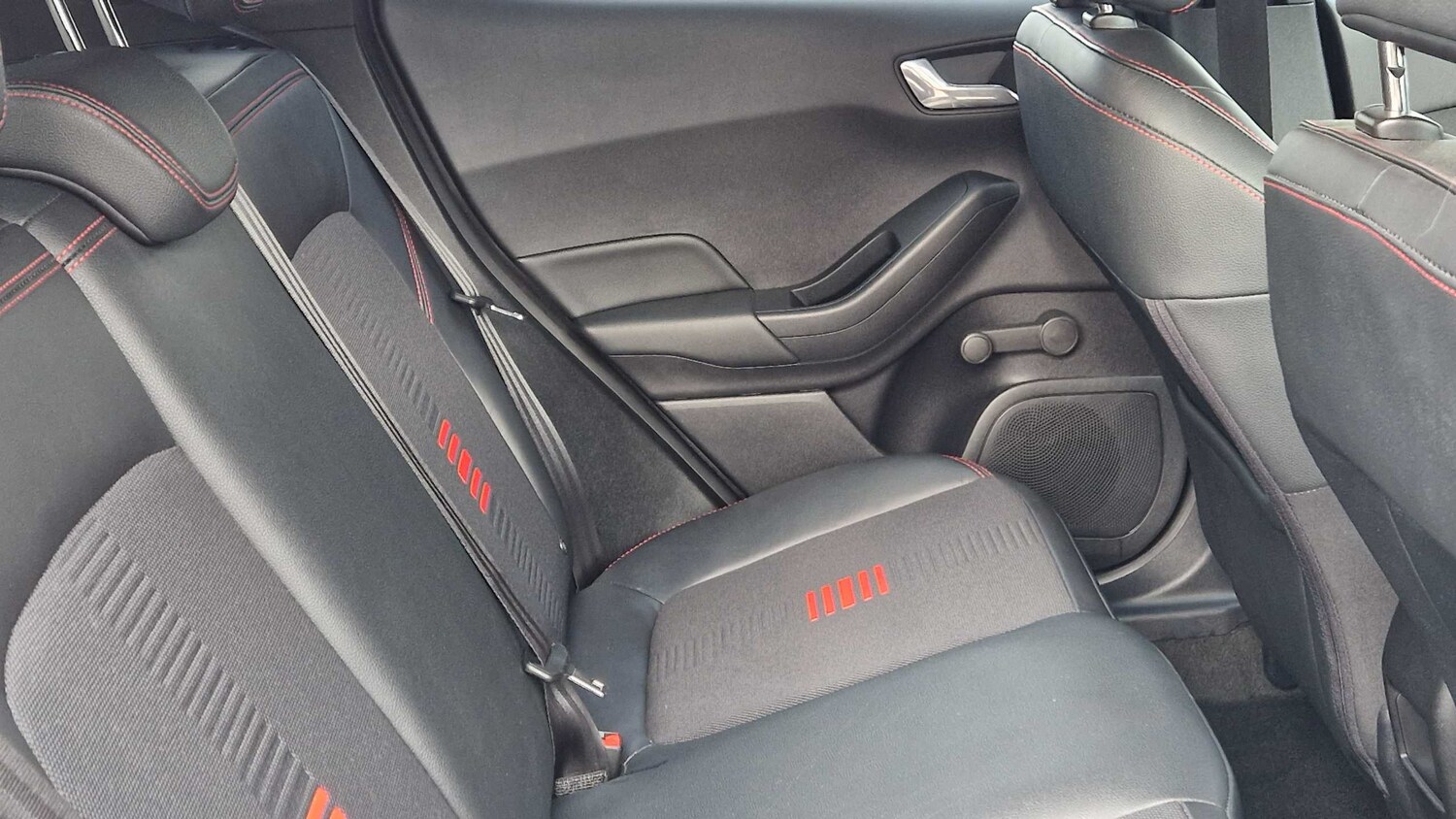 Used Ford Fiesta 2018 for sale - 77740930: Photo 12