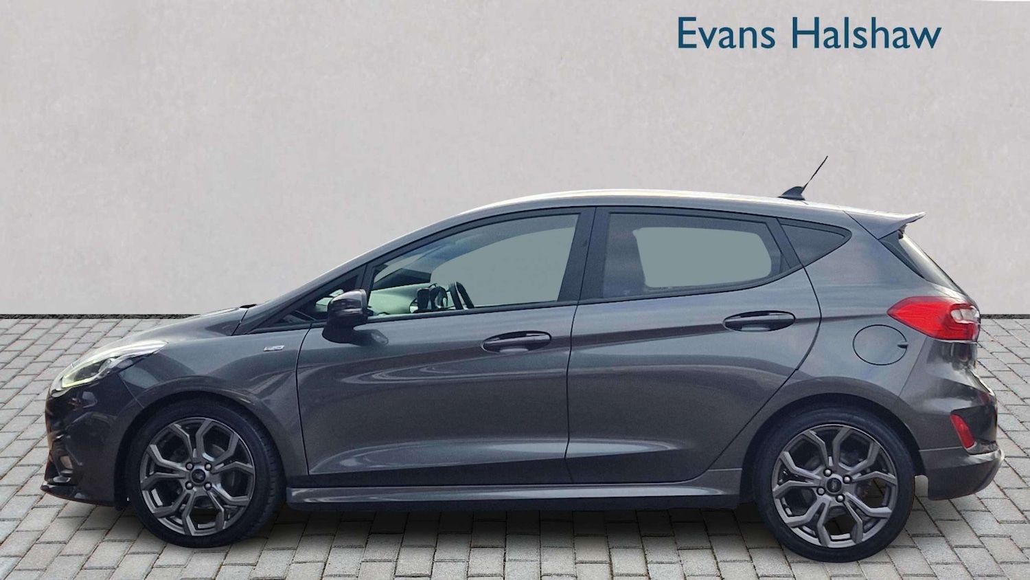 Used Ford Fiesta 2018 for sale - 77740930: Photo 5