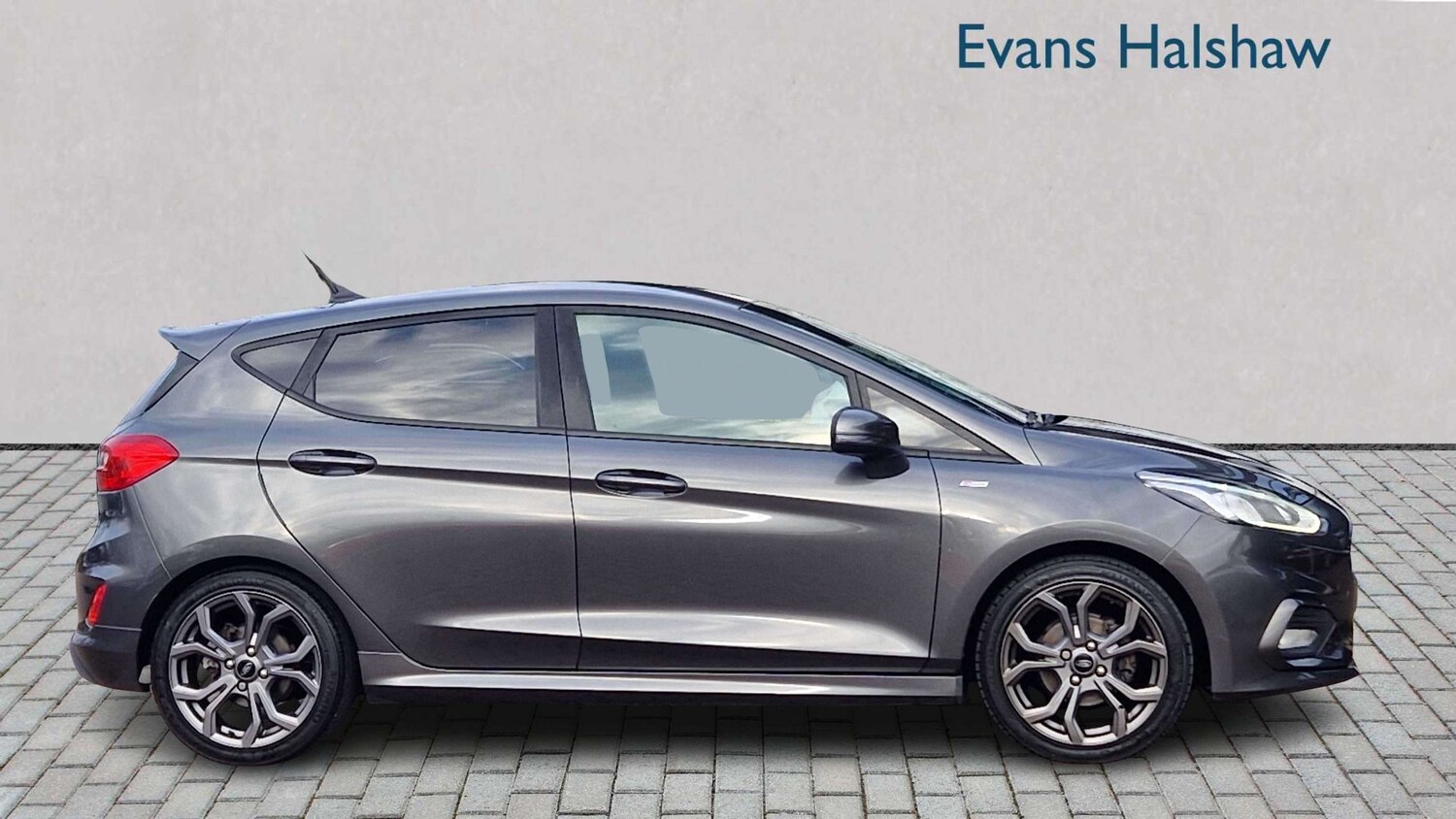 Used Ford Fiesta 2018 for sale - 77740930: Photo 6