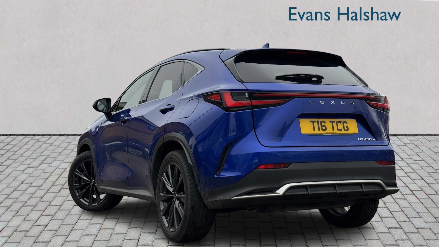 Used Lexus NX 2022 for sale - 77068618: Photo 2