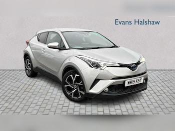 Used Toyota C-HR 2019 for sale - 76156344: Photo