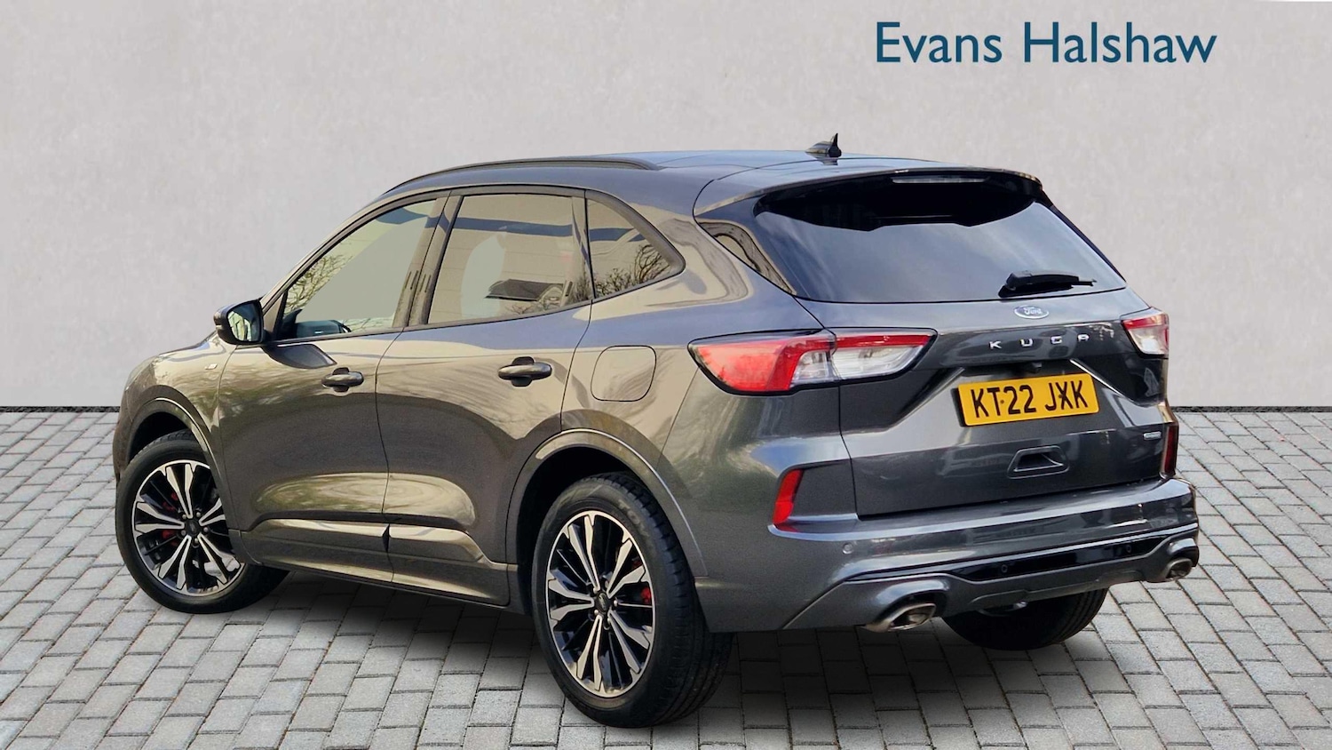 Used Ford Kuga 2022 for sale - 76529225: Photo 2