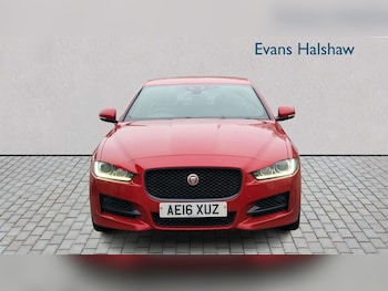 Used Jaguar XE 2016 for sale - 77787021: Photo