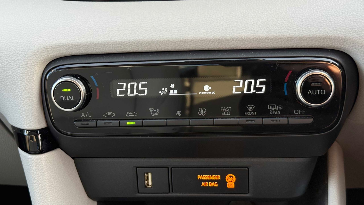 Used Toyota Yaris 2023 for sale - 77414724: Photo 14