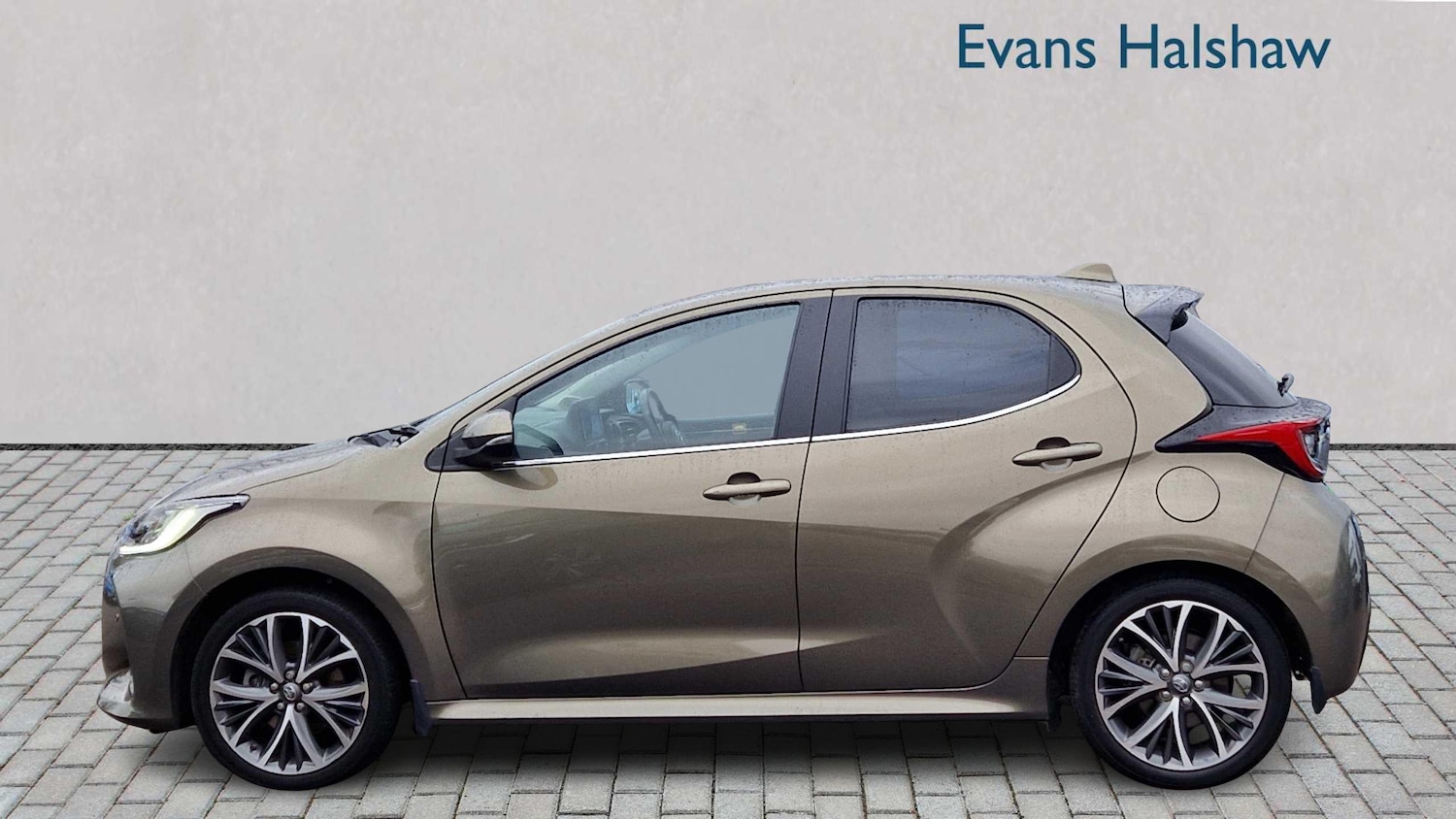 Used Toyota Yaris 2023 for sale - 77414724: Photo 5