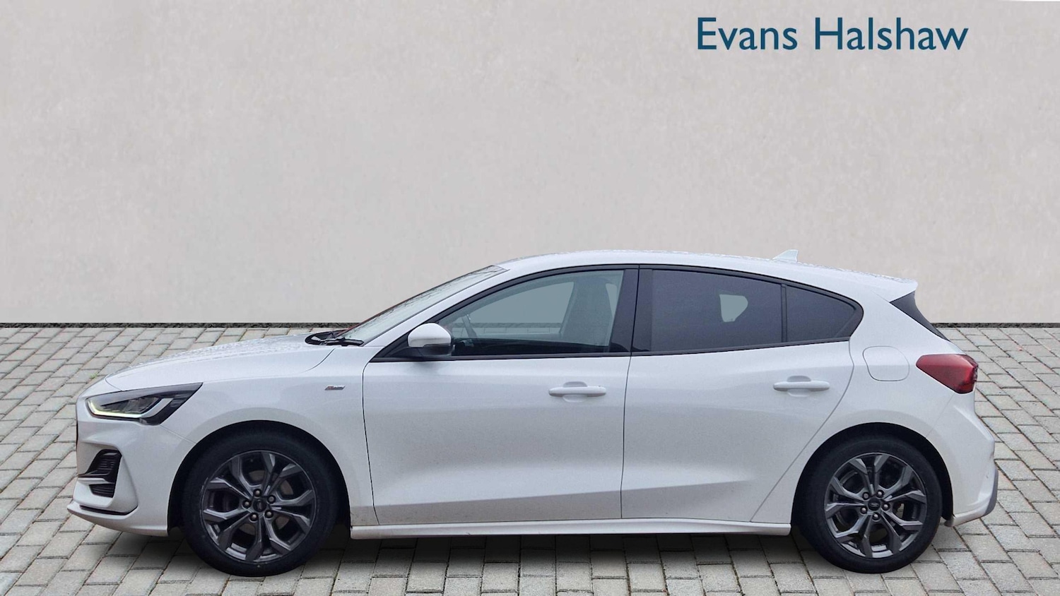 Used Ford Focus 2023 for sale - 77628220: Photo 5