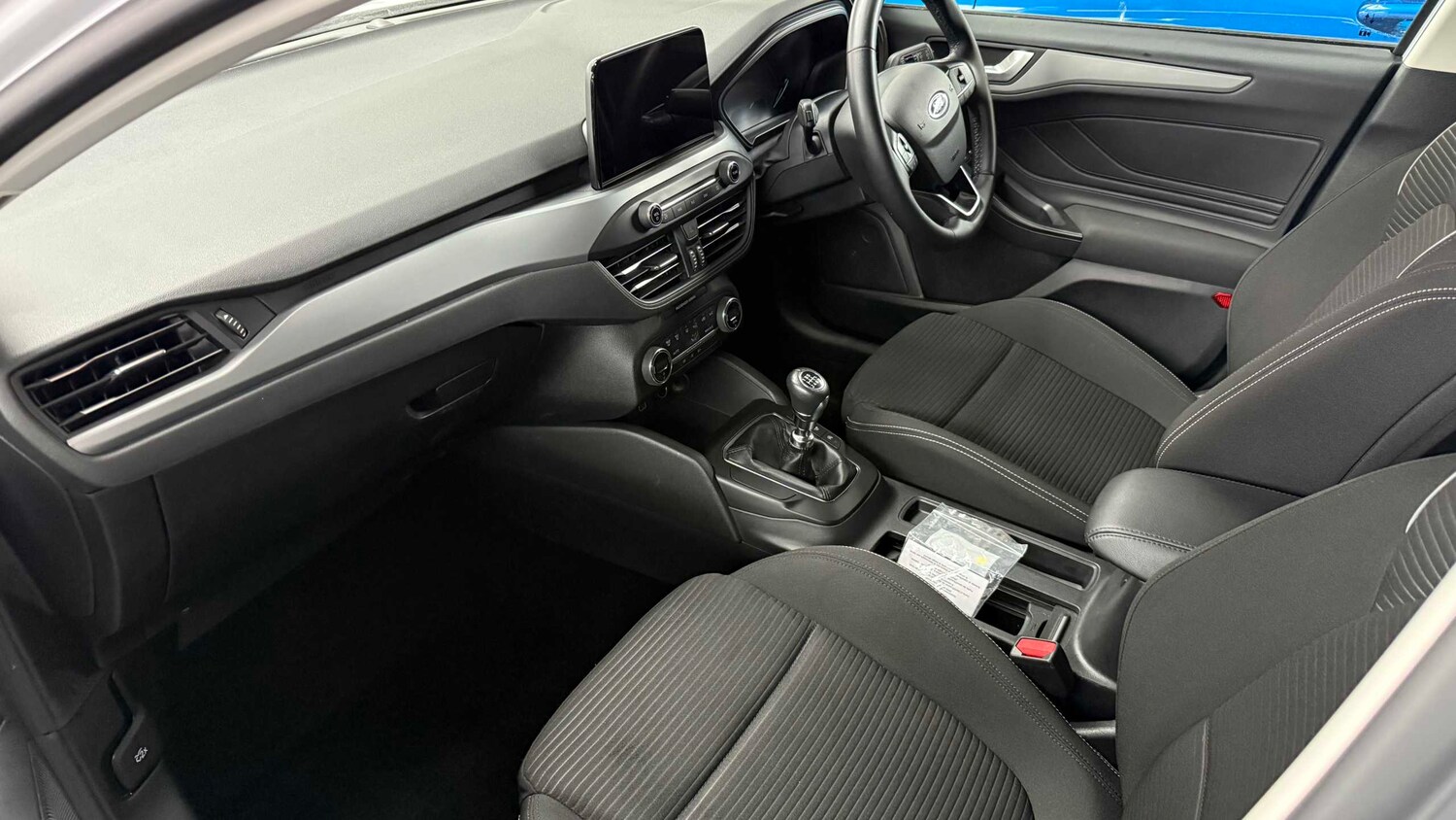 Used Ford Focus 2023 for sale - 76718075: Photo 13