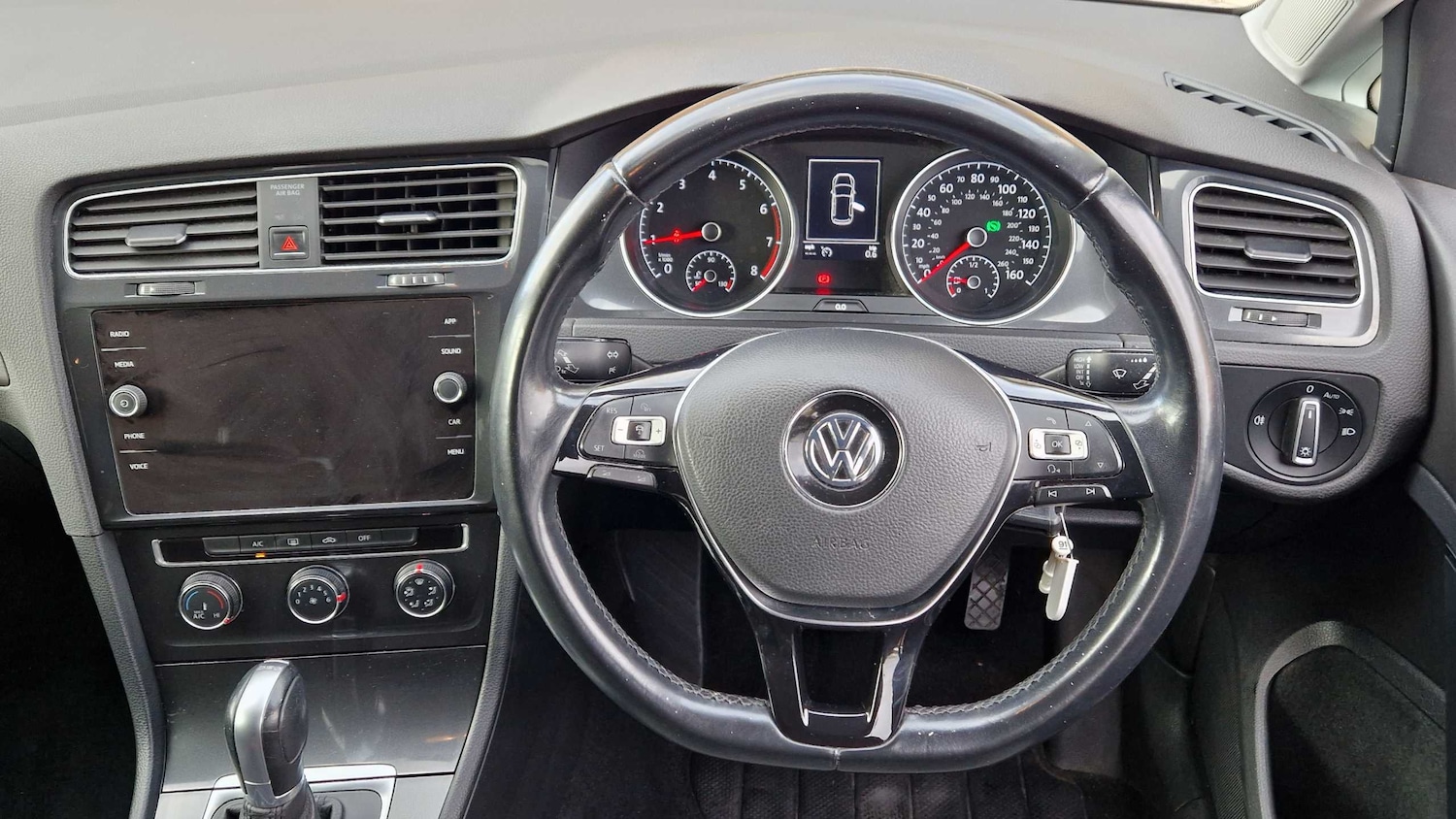 Used Volkswagen Golf 2018 for sale - 76524007: Photo 11