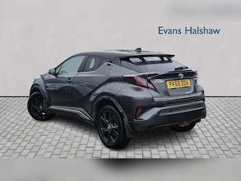Used Toyota C-HR 2018 for sale - 76967873: Photo
