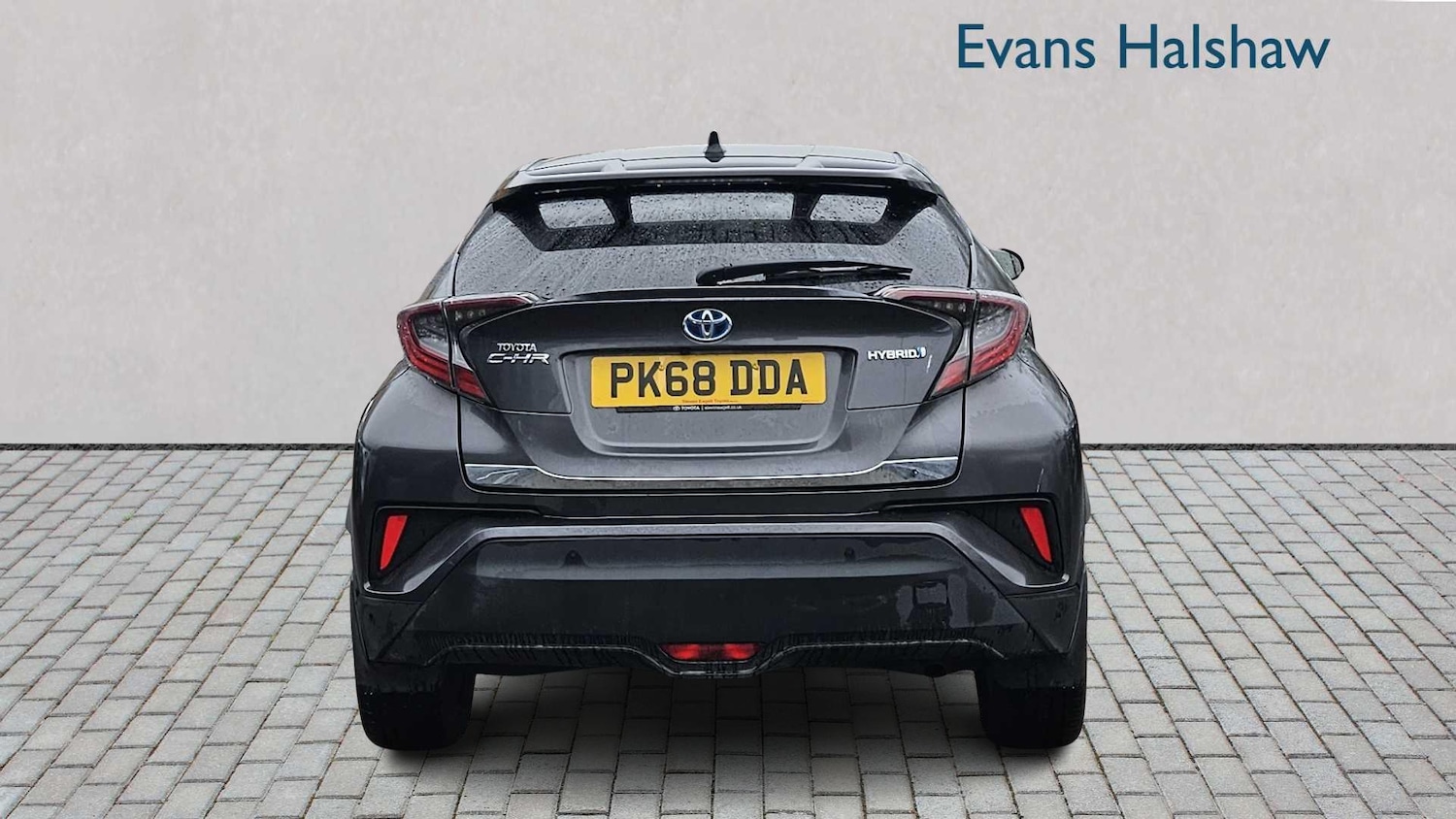 Used Toyota C-HR for sale - 76967873: Photo 3