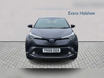 Used Toyota C-HR 2018 for sale - 76967873: Photo