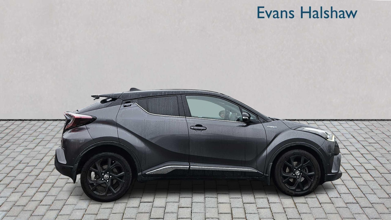 Used Toyota C-HR for sale - 76967873: Photo 5