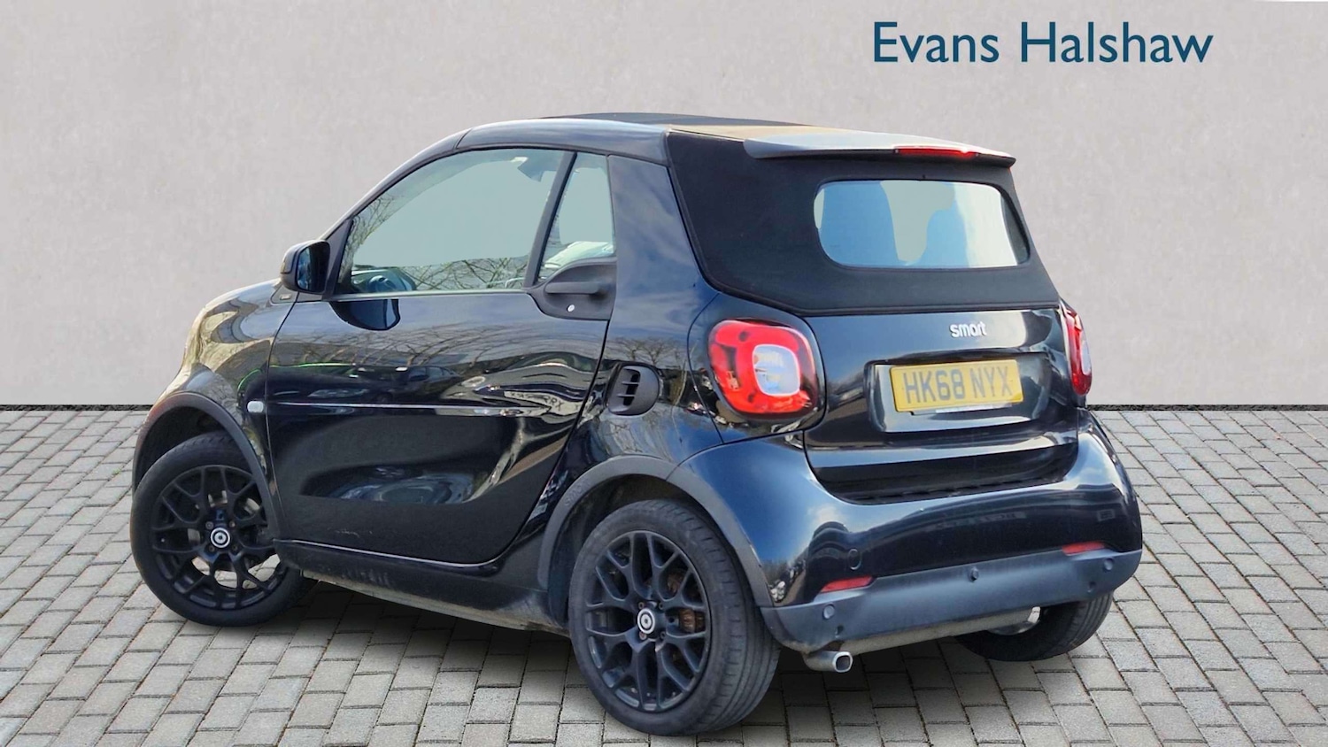 Used smart fortwo 2018 for sale - 77899265: Photo 3