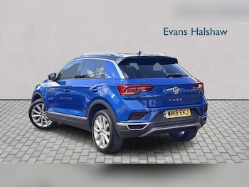 Used Volkswagen T-Roc 2018 for sale - 78812289: Photo