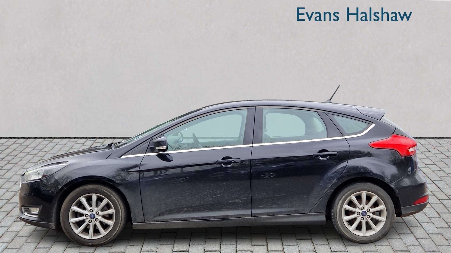 Used Ford Focus 2017 for sale - 78052272: Photo 4