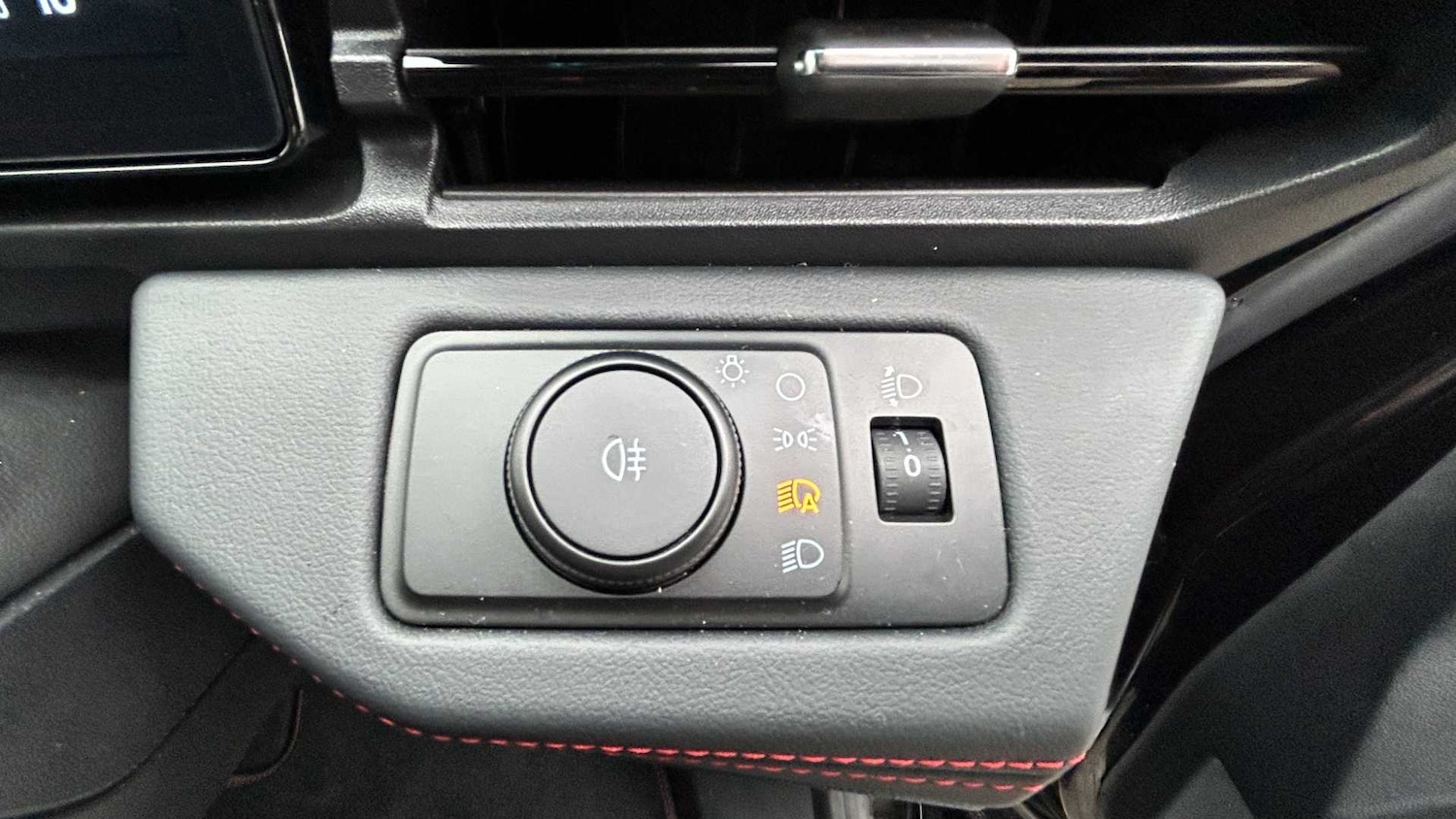 Vehicle 28