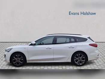 Used Ford Focus 2022 for sale - 79204742: Photo