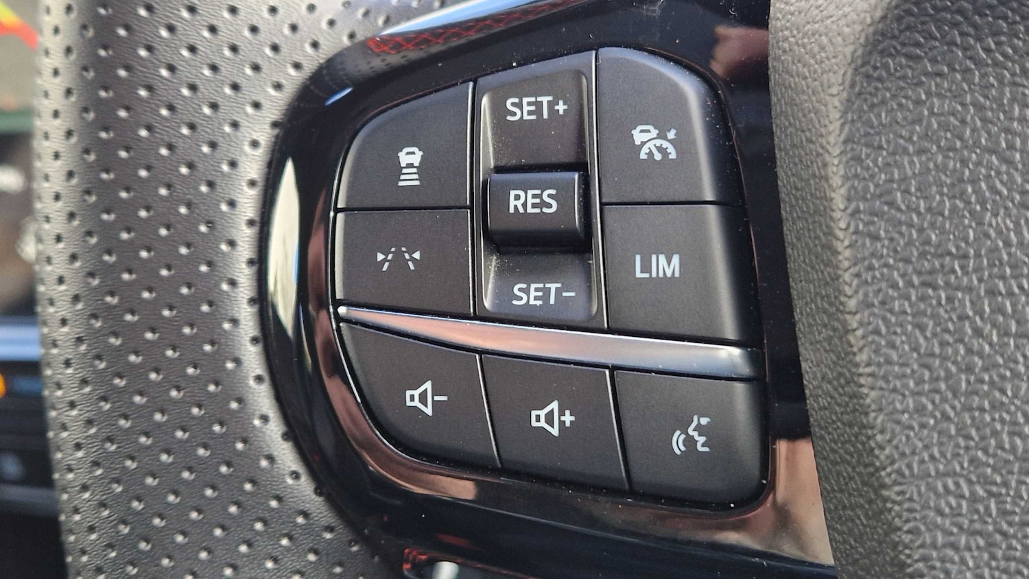 Used Ford Puma 2024 for sale - 76523963: Photo 21