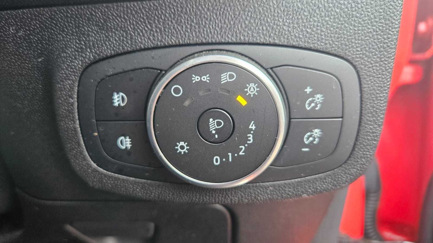 Used Ford Fiesta 2018 for sale - 76938206: Photo 12