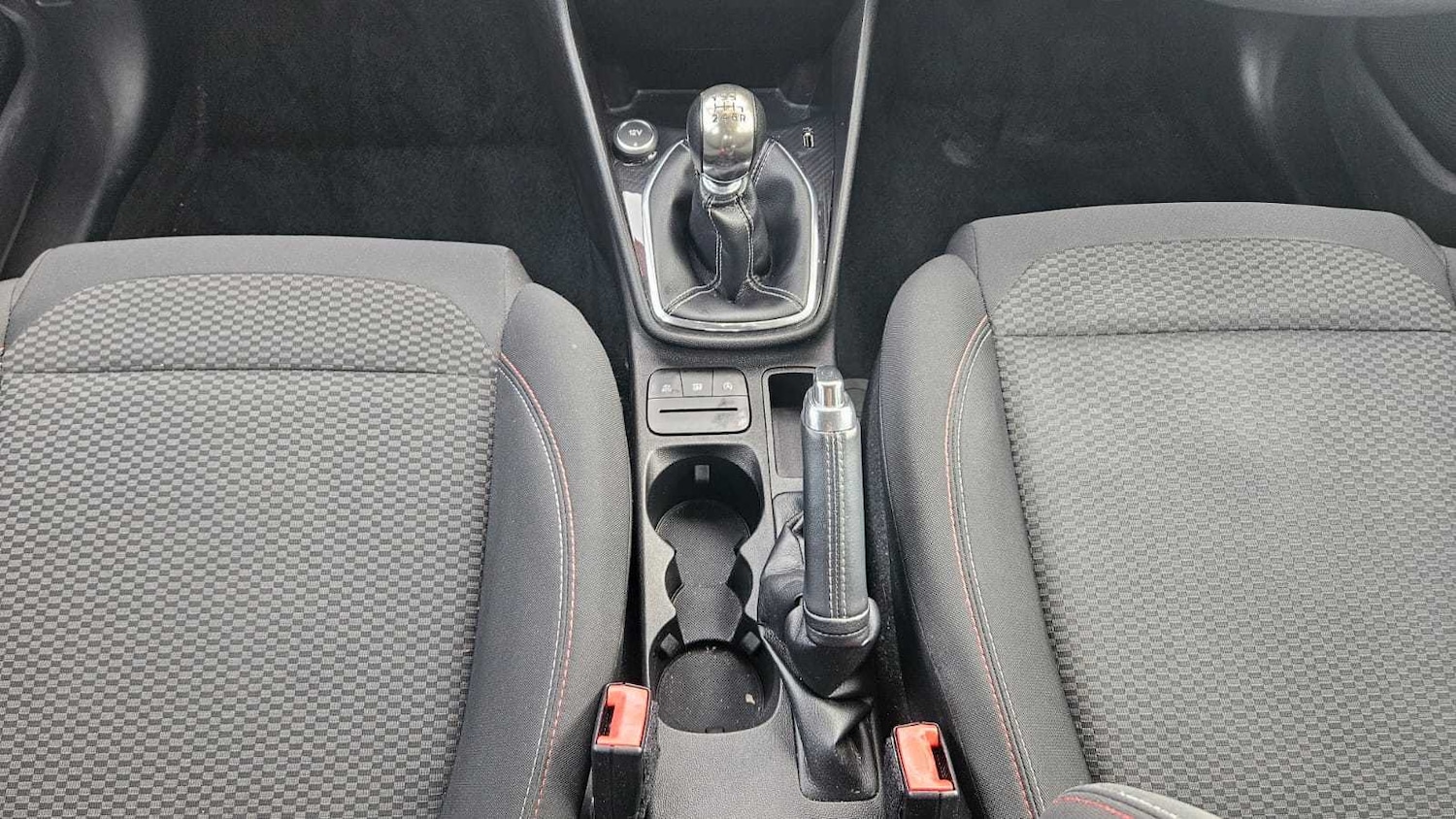 Used Ford Fiesta 2018 for sale - 76938206: Photo 24