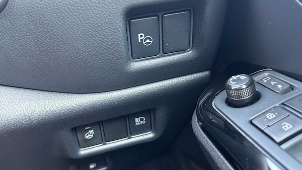Used Toyota C-HR 2022 for sale - 76180743: Photo 27