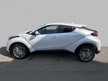 Used Toyota C-HR 2022 for sale - 76180743: Photo