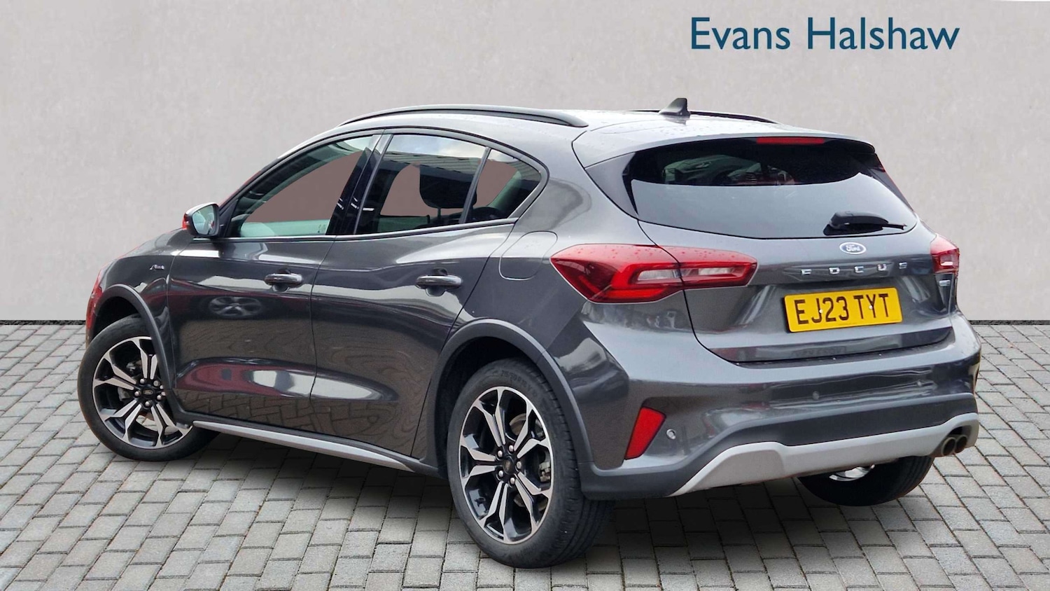 Used Ford Focus 2023 for sale - 78063801: Photo 3