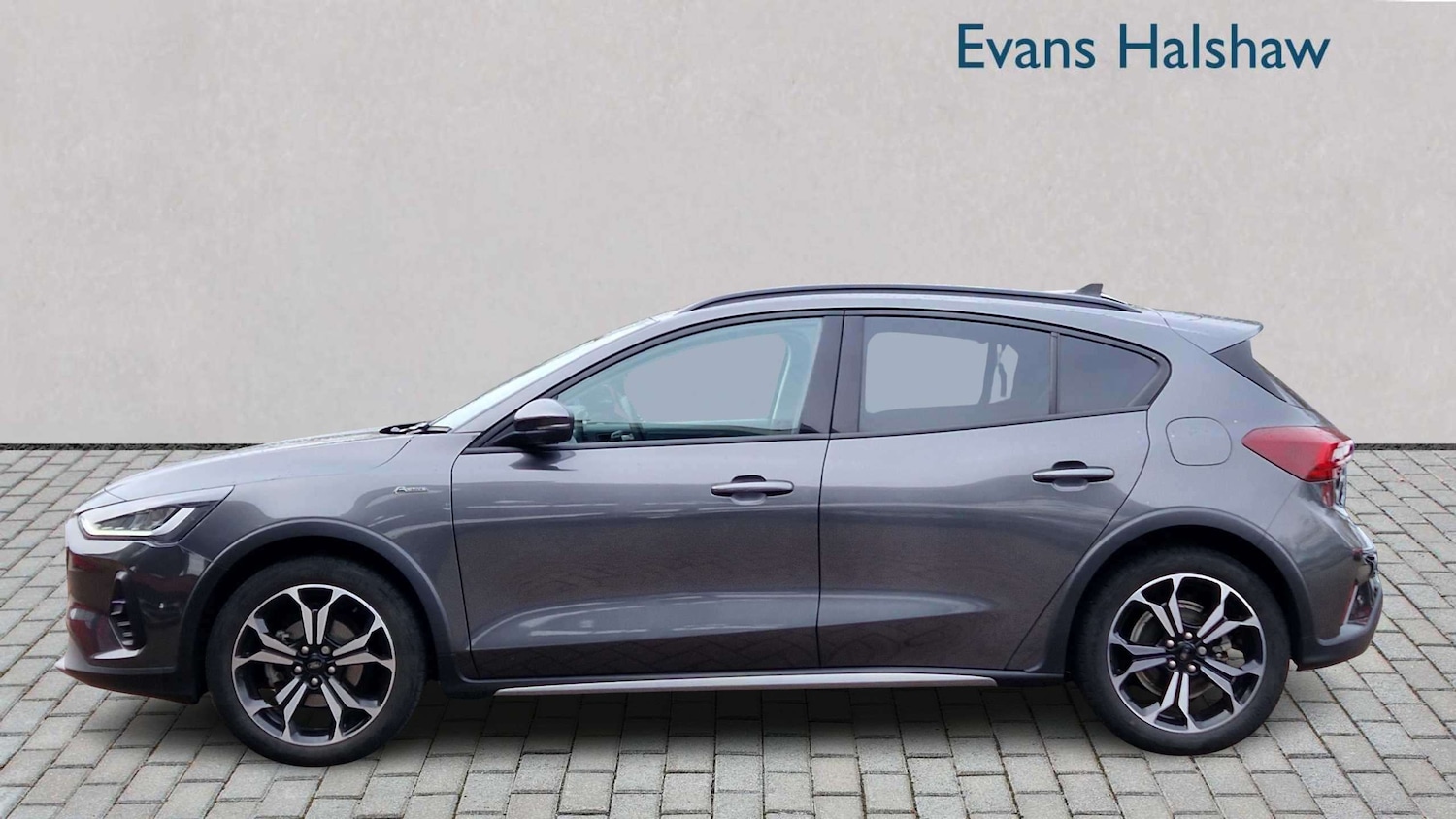 Used Ford Focus 2023 for sale - 78063801: Photo 4