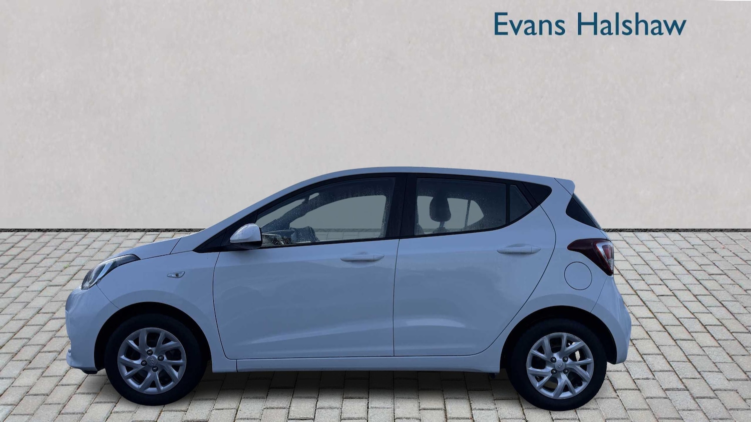 Used Hyundai i10 2018 for sale - 77123561: Photo 4