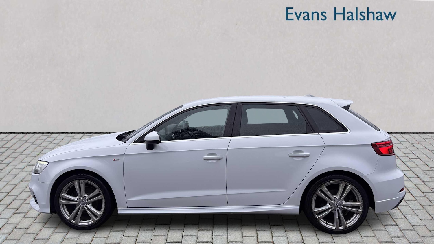 Used Audi A3 for sale - 77480679: Photo 4