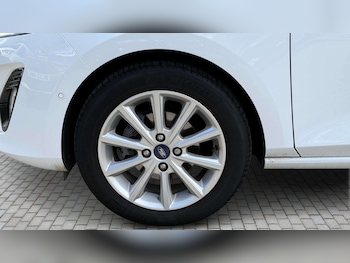 Used Ford Fiesta 2017 for sale - 78893395: Photo