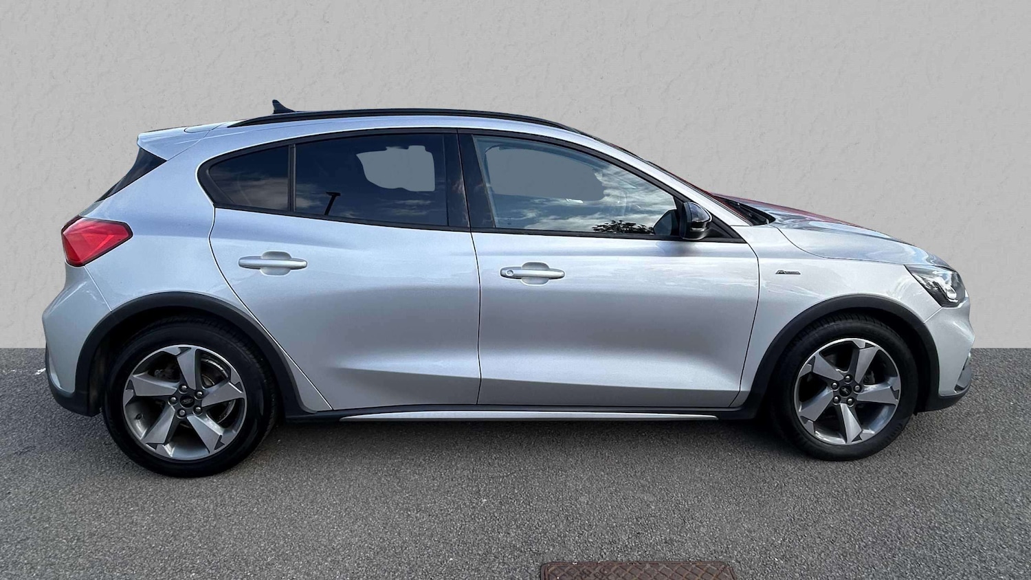 Used Ford Focus 2021 for sale - 76016061: Photo 4