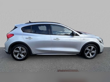 Used Ford Focus 2021 for sale - 76016061: Photo