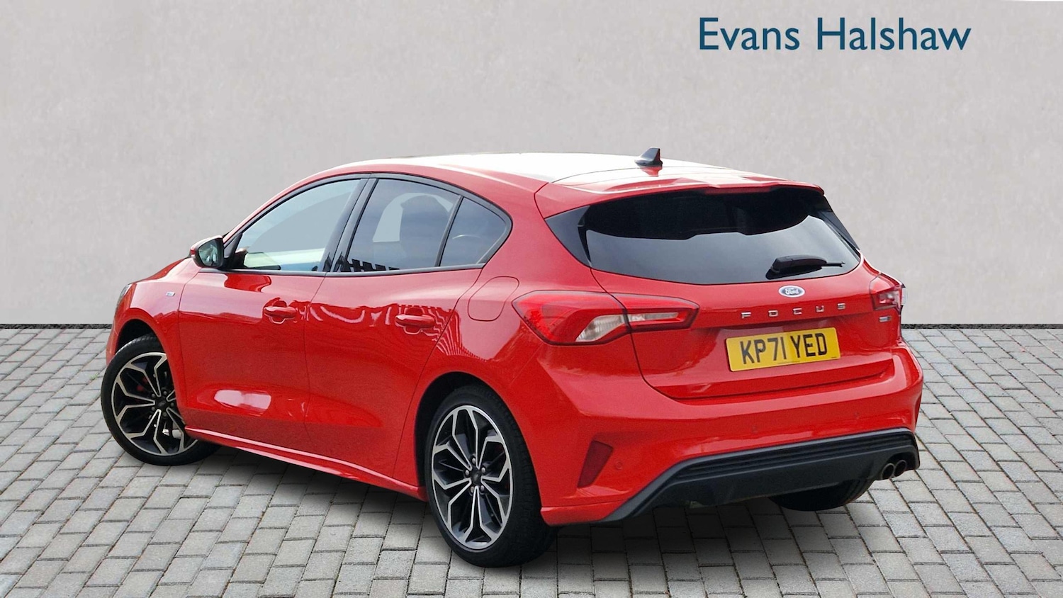 Used Ford Focus 2021 for sale - 76529216: Photo 3