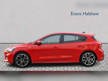 Used Ford Focus 2021 for sale - 76529216: Photo