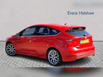 Used Ford Focus 2015 for sale - 78365736: Photo