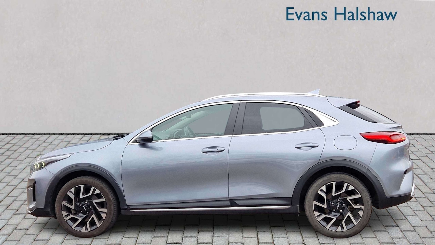 Used Kia XCeed 2023 for sale - 77914157: Photo 5