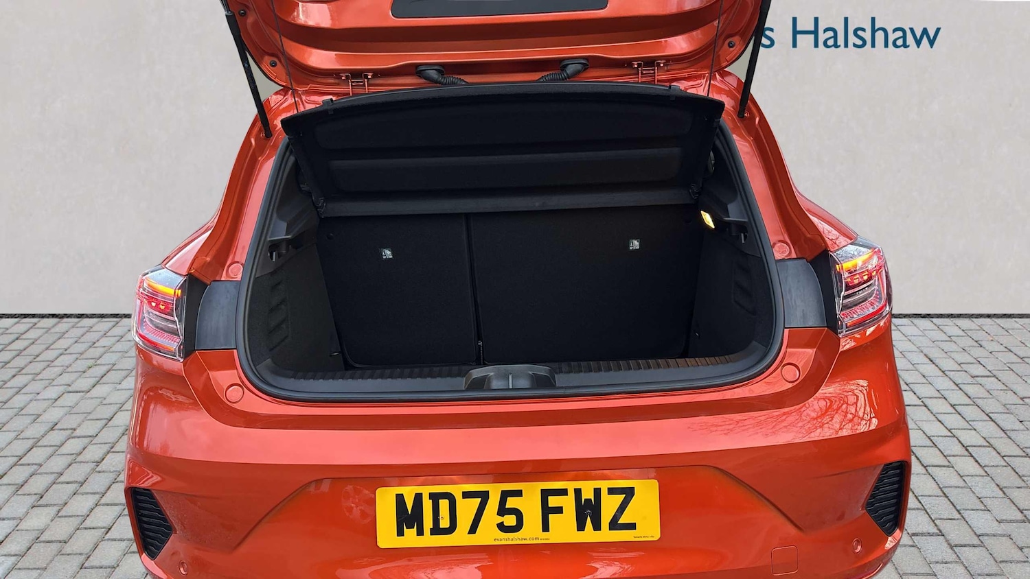 Used Renault Clio 2025 for sale - 77514424: Photo 7