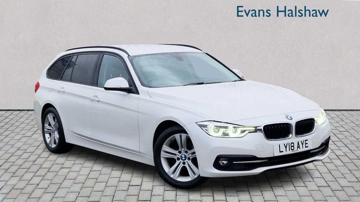 Used BMW 3 Series 2018 for sale - 77308323: Photo 1