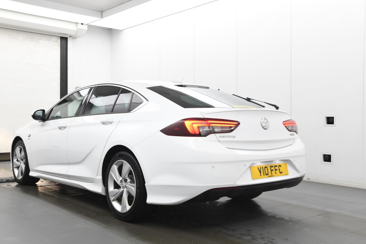 Used Vauxhall Insignia 2018 for sale - 77668613: Photo 10