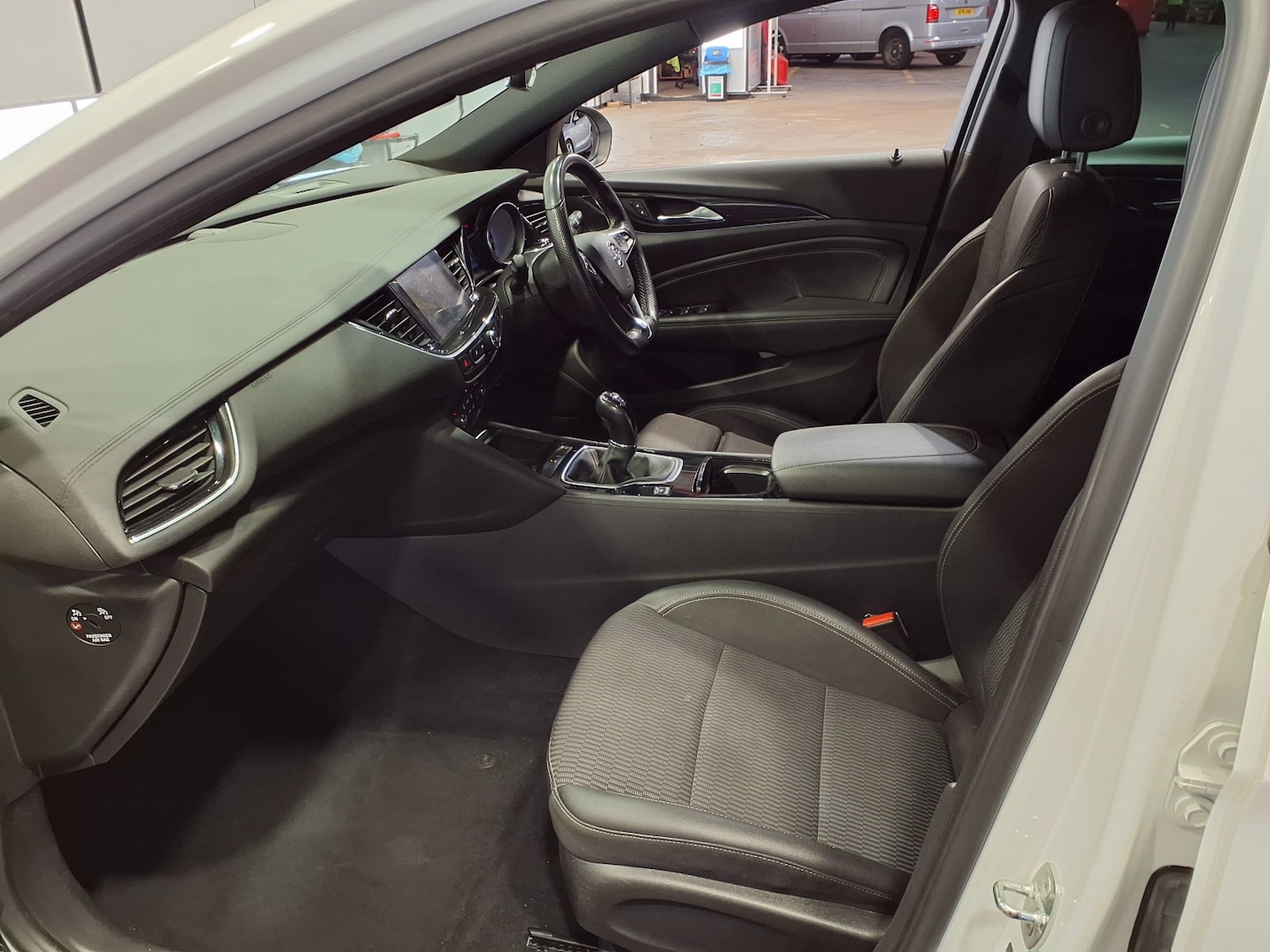 Used Vauxhall Insignia 2018 for sale - 77668613: Photo 15