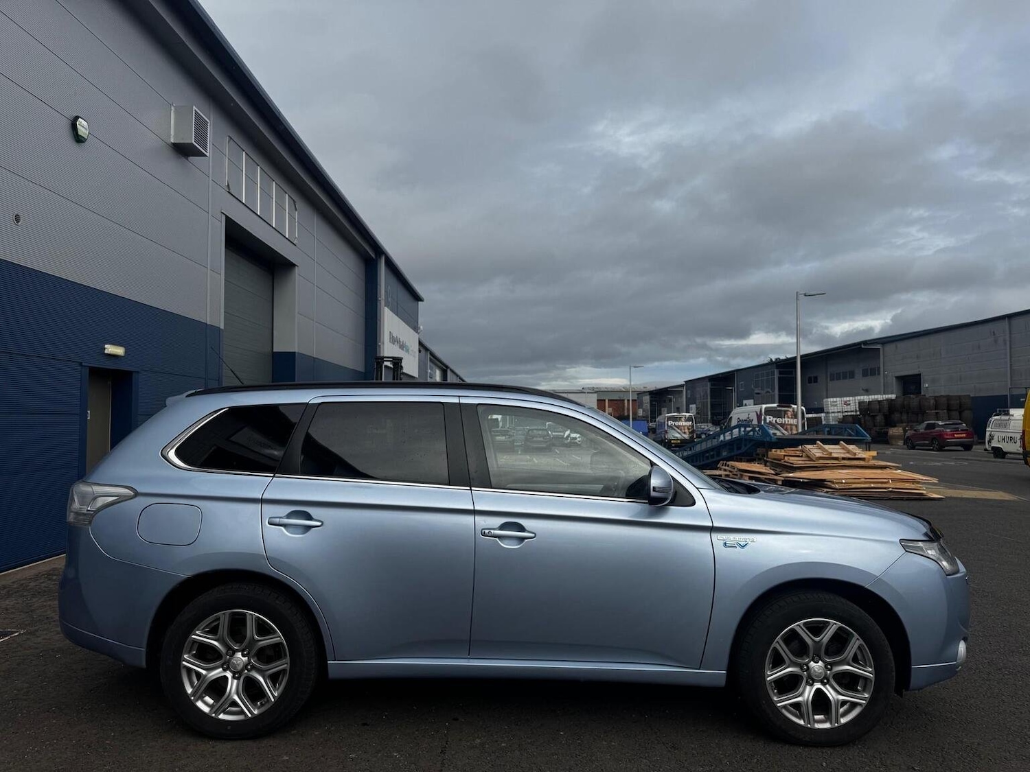 Used Mitsubishi Outlander 2015 for sale - 76530978: Photo 7