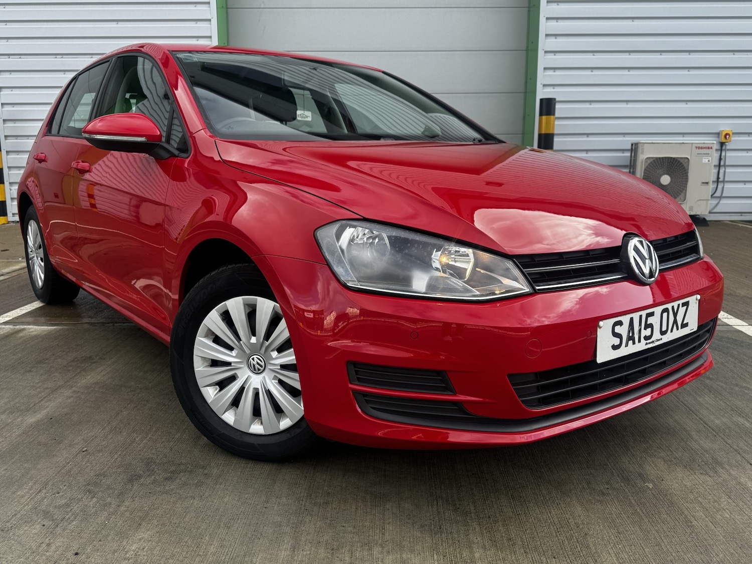 Used Volkswagen Golf 2015 for sale - 77837039: Photo 2